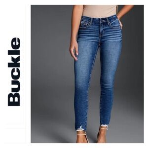 EXC! Buckle Black Fit No.53 Skinny Jeans Women's Size 27 x 31 Stretch Distressed